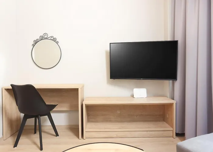 Zenou 24 Downtown Apartment
