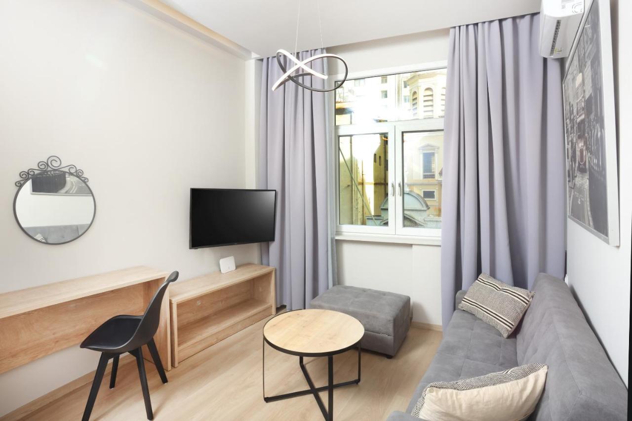 Zenou 24 Downtown Apartment *